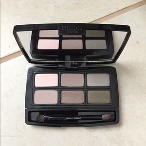 < Butter London > Shadow Clutch Eyeshadow Palette